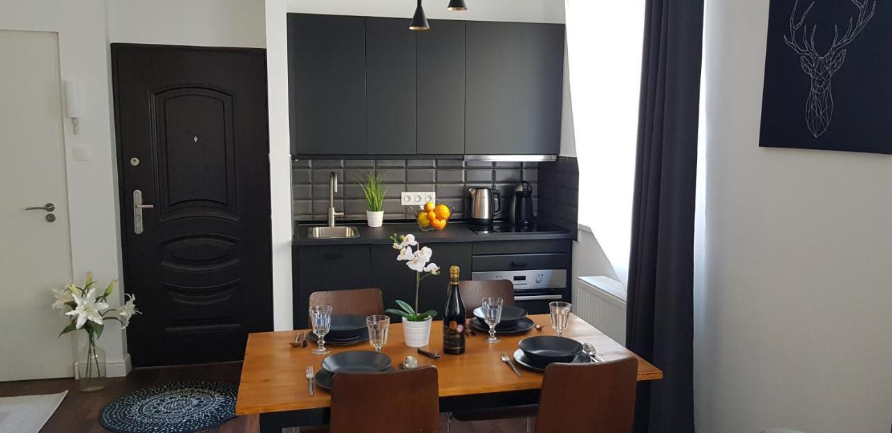 אגר Boutique Apartman I מראה חיצוני תמונה